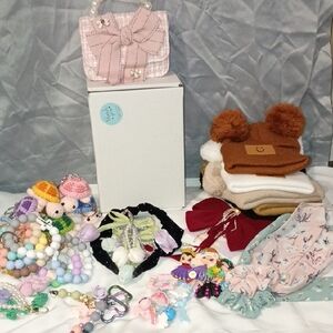 Cute Accessories Mystery Box 🎁